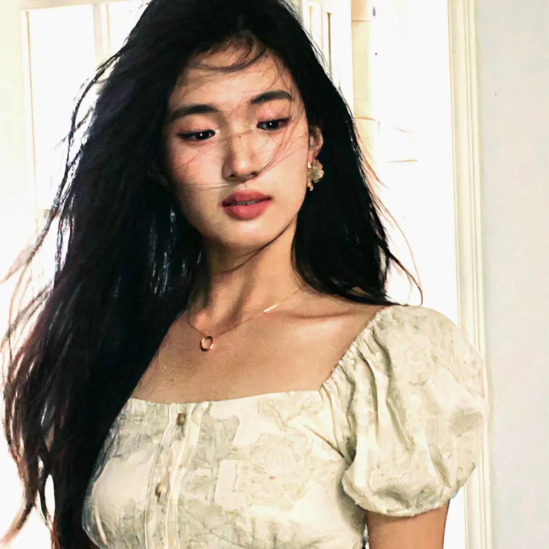 丑小鸭天鹅